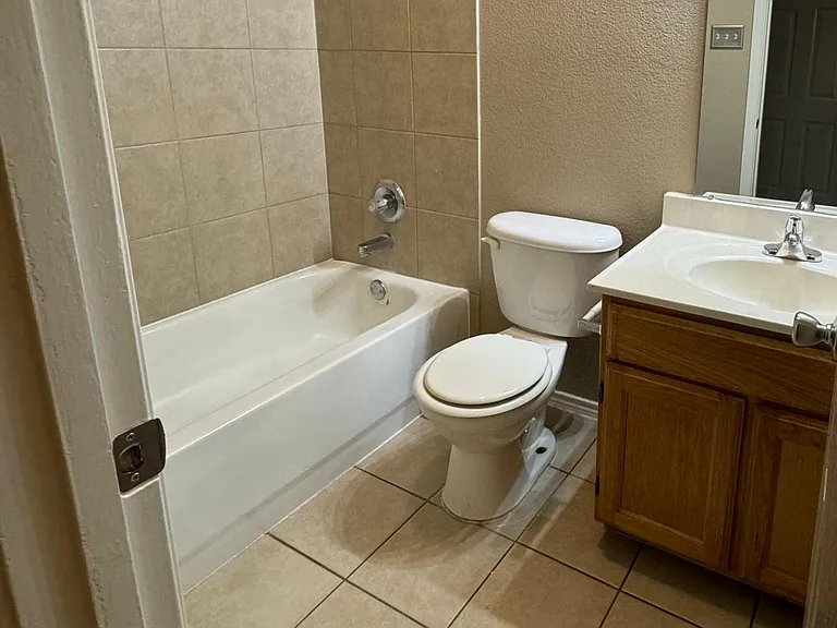 518 Gandara Dr — Photo 13