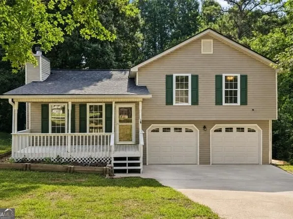 3949 Edge Brook Dr, Flowery Branch, GA 30542