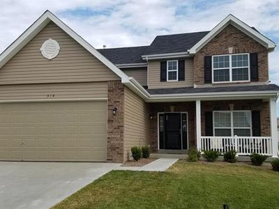 310 Hollowgate Dr, Lake St Louis, MO, 63367
