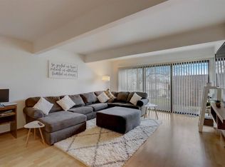 5624 S 27th St #9, Milwaukee, WI 53221