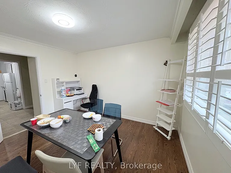 31 Markhaven Rd #MAIN A — Photo 8