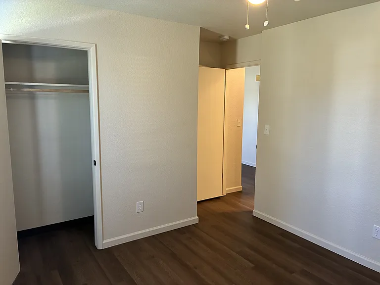 2028 Kruger Dr — Photo 12