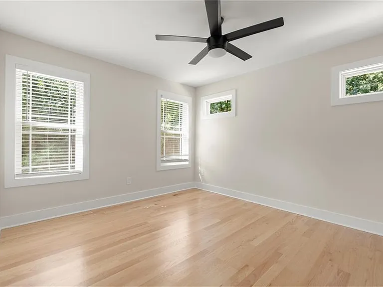 404 Way Bridge Ct NE — Photo 23