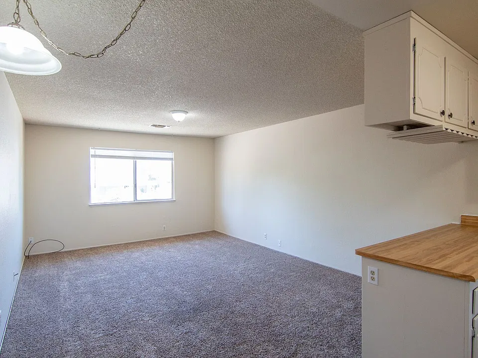 1080 Trinity St