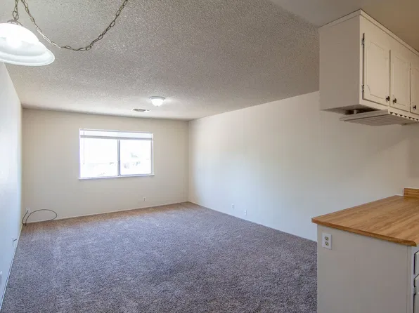 1080 Trinity, 1080 Trinity St APT 4, Redding, CA 96001