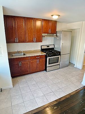 1st image of 2128 29th St #3F