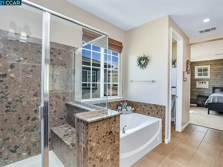 292 Alta St — Photo 10