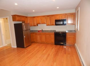 3 Main St APT 1, Shirley, MA 01464