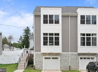 492 Evergreen Ave, Philadelphia, PA 19128