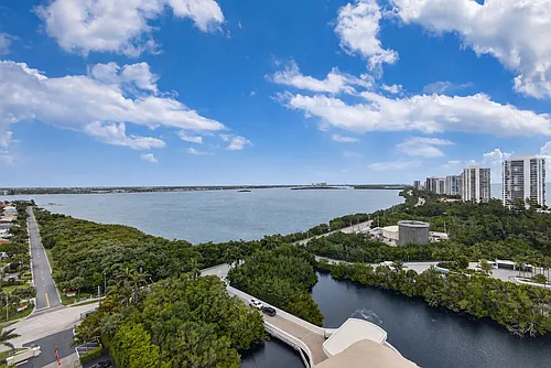 4200 N Ocean Dr Photo 1