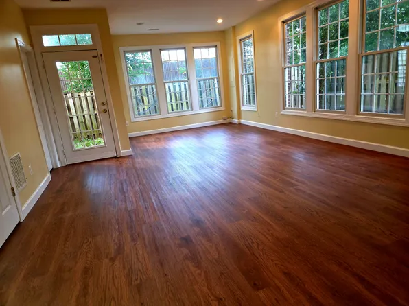 6930 Stanwick Sq, Gainesville, VA 20155