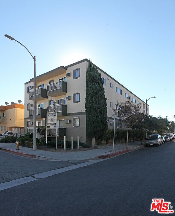 1st image of 6556 La Mirada Ave