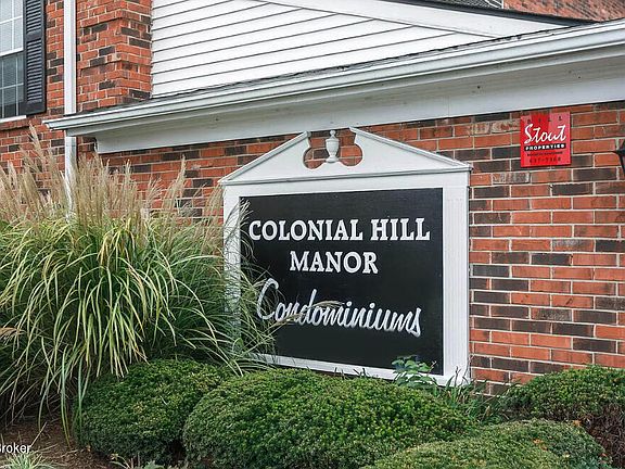 2nd image of 3306 Colonial Manor Cir Unit 1A