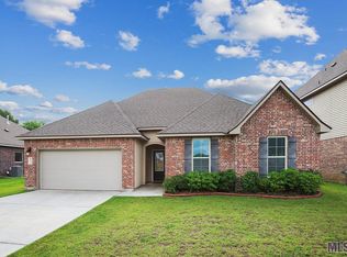 21374 Hayfield Dr, Zachary, LA 70791
