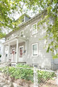 27 Bourne St, Lowell, MA, 01852