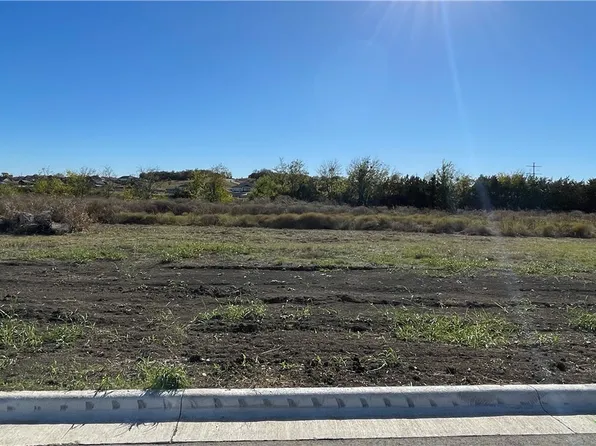 1820 Dorian Dr, Salado, TX 76571