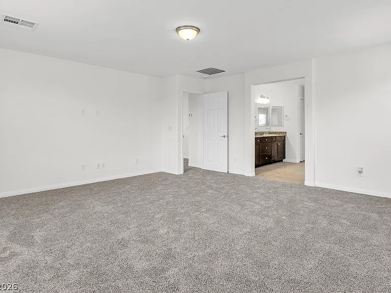 5344 Jade Crystal Ave — Photo 10