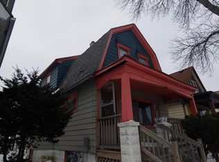 2855 N 8th St, Milwaukee, WI 53206