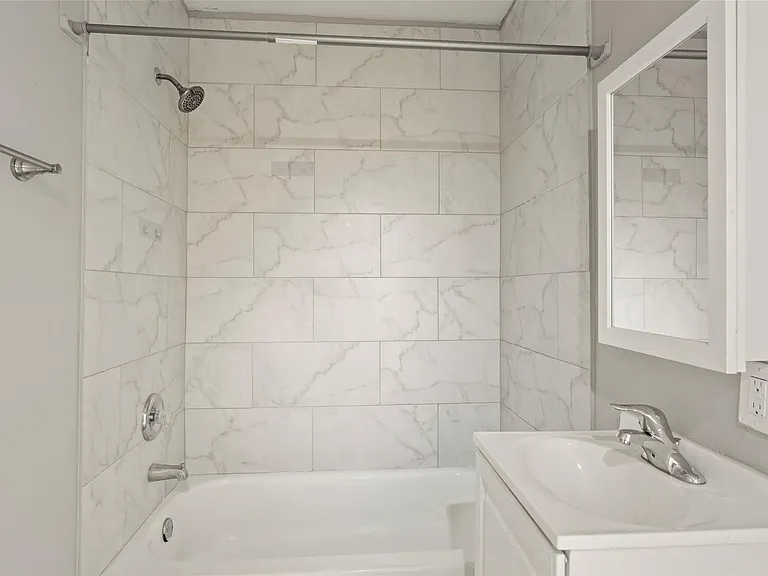3420 Michigan St #7 — Photo 7