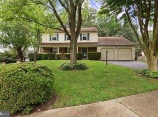 8321 Lindside Way, Springfield, VA 22153