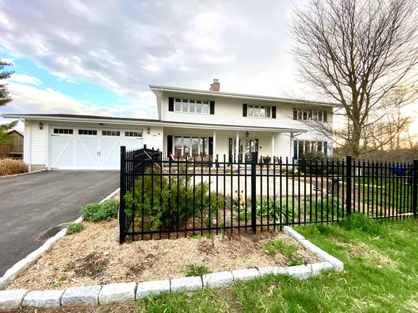 1129 Mountain Road, Suffield, CT 06093