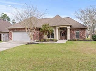 300 Garden Park Ln, Pearl River, LA 70452