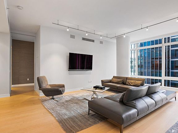 3rd image of 301 Mission St APT 601