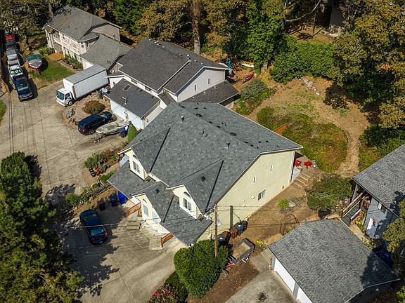 3rd image of 17920 Oatfield Rd