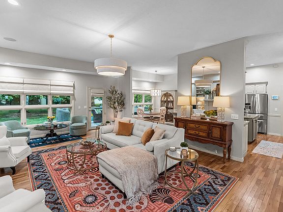 5th image of 3725 E Cromwell Lane