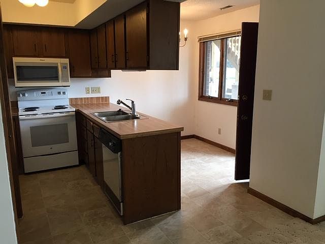 1st image of 5503 S 31st St