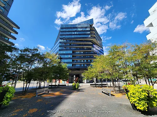 21 Lawren Harris Sq Photo 1