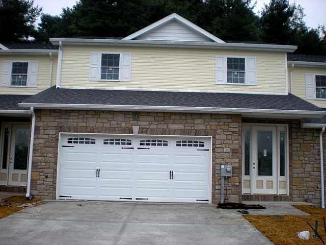 1st image of 25 Turnstone Dr