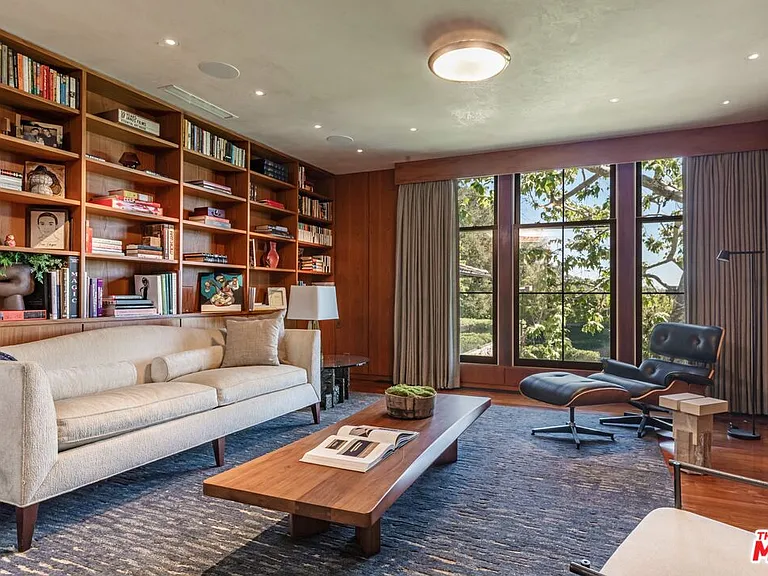 400 Toyopa Dr — Photo 14