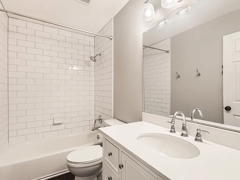 2nd bathroom upstairs