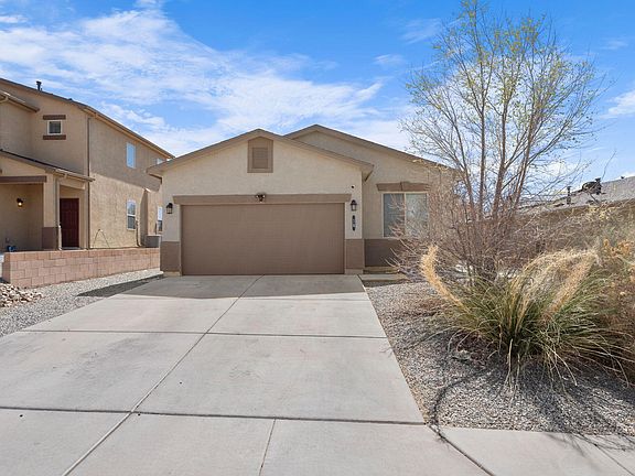 2nd image of 16 Vista Del Cerro Dr
