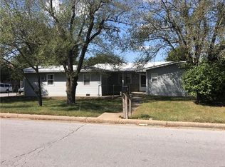 1401 McCutchen Dr, Rolla, MO 65401