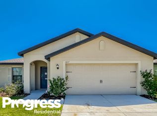 827 Chatham Walk Dr, Ruskin, FL 33570