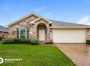 768 Tranquility Ln, Cedar Hill, TX 75104