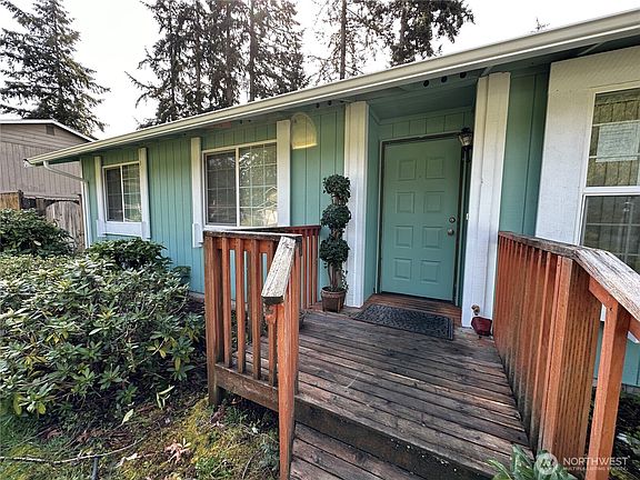 5th image of 402 189th Street Ct E