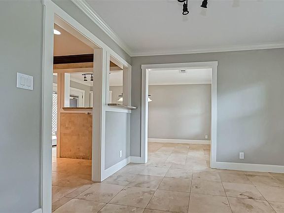 4th image of 4019 Nenana Dr