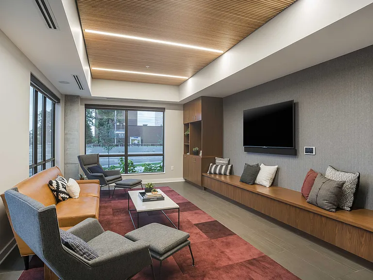 Indigo Apartments — Photo 32