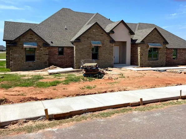 1459 Violet Dr, Mustang, OK 73064