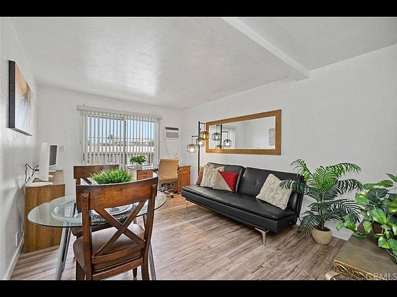 4th image of 460 Golden Ave Unit 321