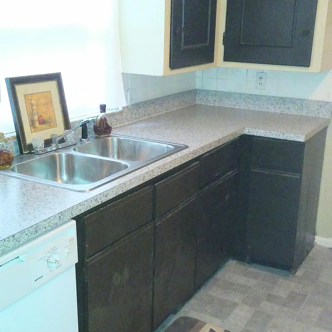3 bed, 877 sqft, $1,400 — Photo 3
