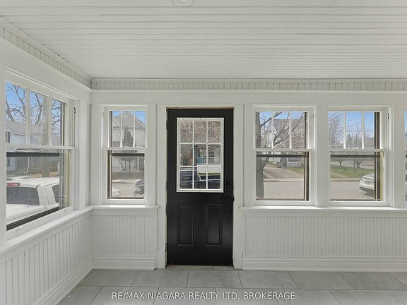 4th image of 4733 Jepson St