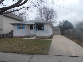 449 Abrams St, Green Bay, WI 54302