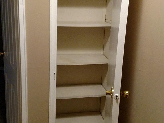 4th image of 105 Towne House Vlg #105