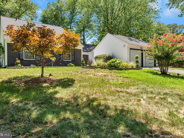 1836 Ralston Pl — Photo 6