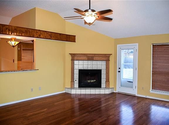 5th image of 1665 Crosshaven Dr