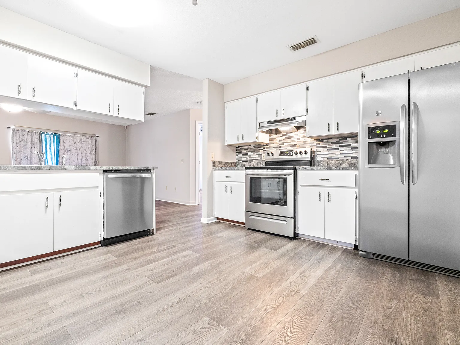 1611 High Point Court Southwest - 1 — Photo 2